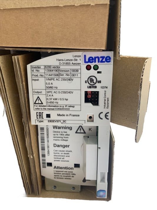 NEW! LENZE E82EV371_2C INVERTER 0.37KW 220V 8200 VECTOR E82EV371K2C