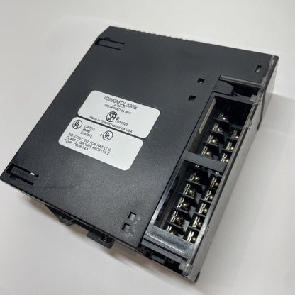 GE Fanuc IC693MDL330E 8-Point AC Output Module 120/240 V 2 A Series 90-30