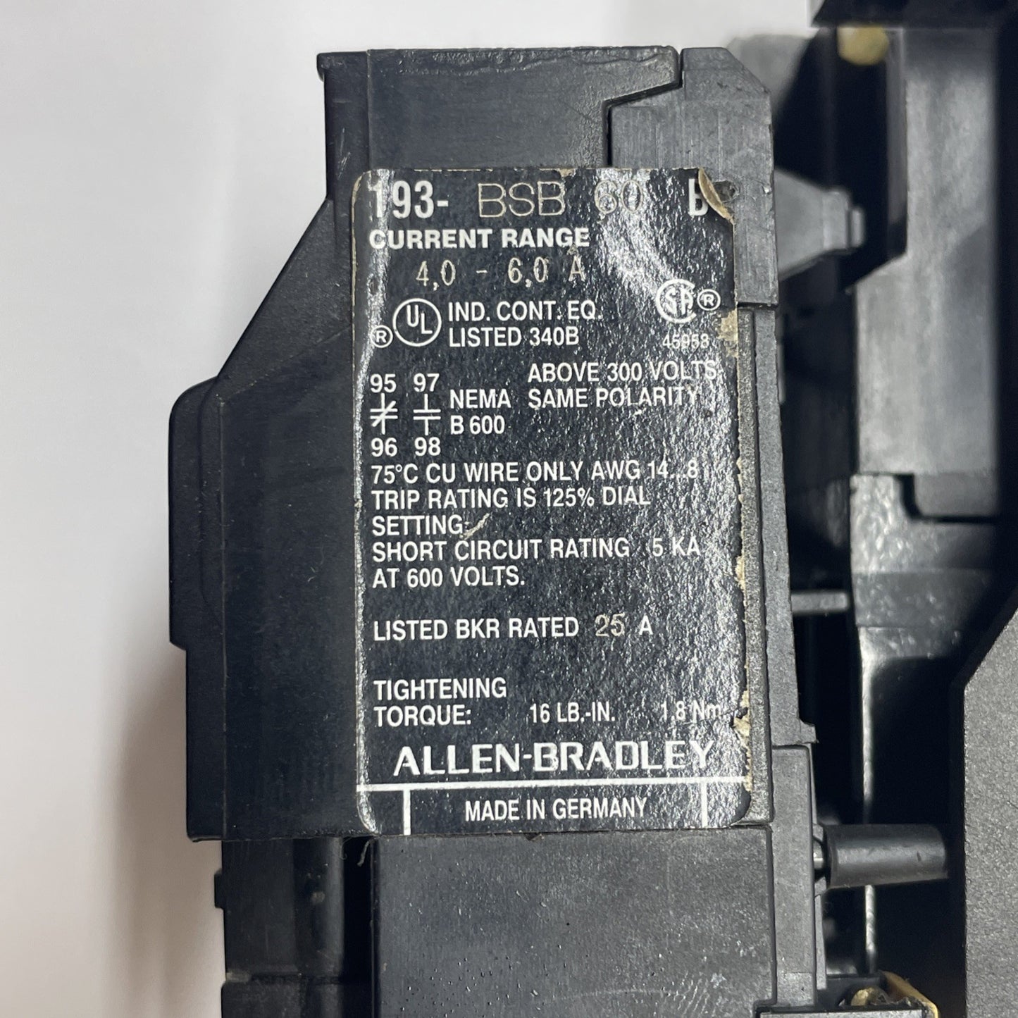 ALLEN BRADLEY 4.0-6.0 AMP MOTOR STARTER OVERLOAD 100-A18ND3 + 193-BSB 60