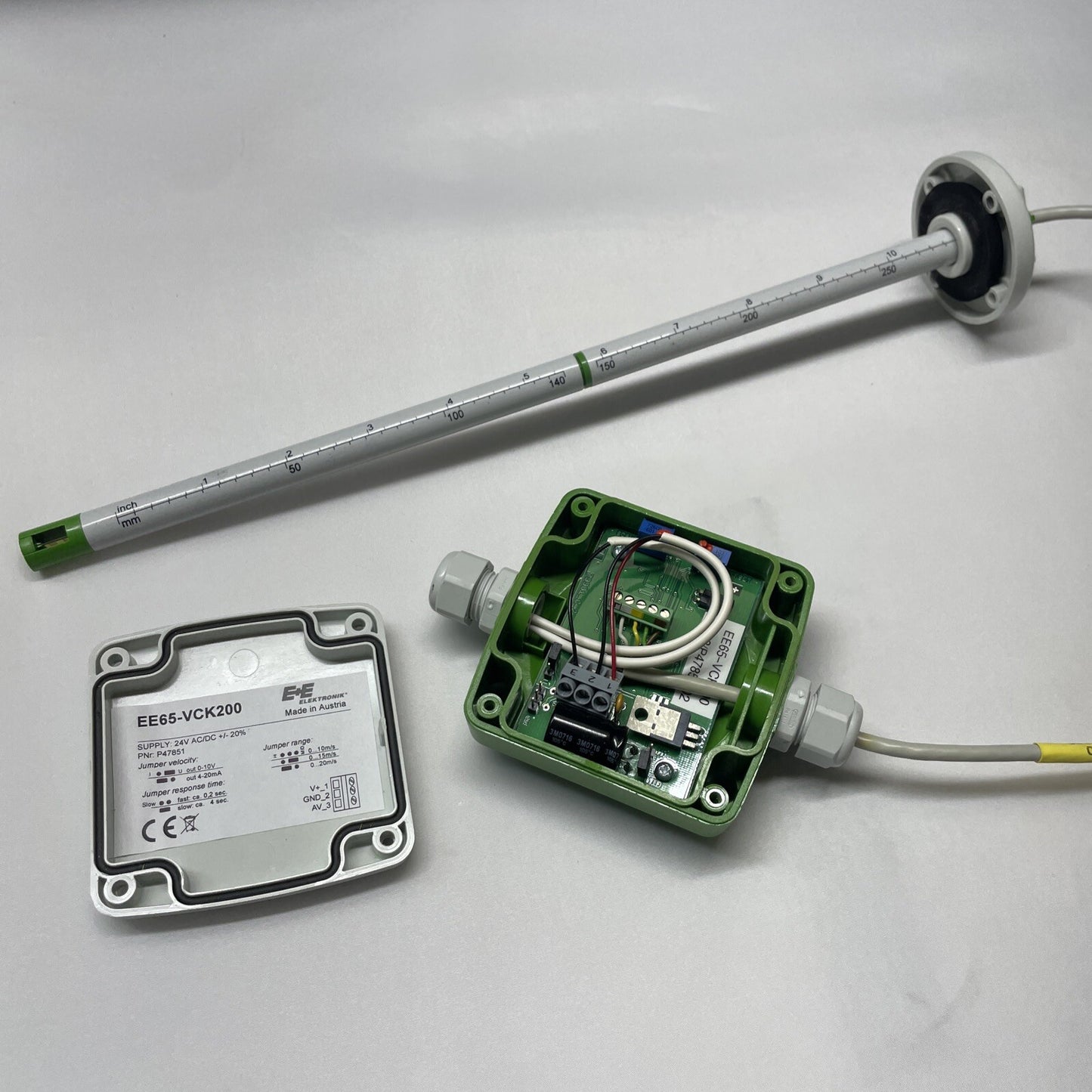 E&E Electronics EE65-2-VCK200 Air Velocity Transmitter 24V HVAC Sensor