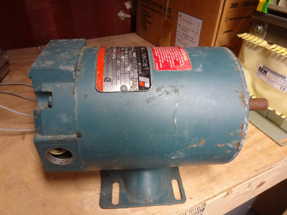 RELIANCE P56H130GP-ZI A-C MOTOR P56H130GP / 208-250V / 1.6A