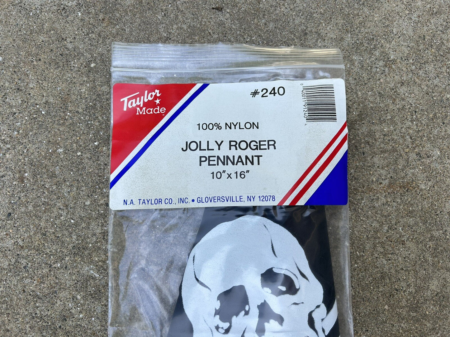 TAYLOR MADE 240 JOLLY ROGER 10" X 16" PENNANT MARINE NYLON FLAG / NEW