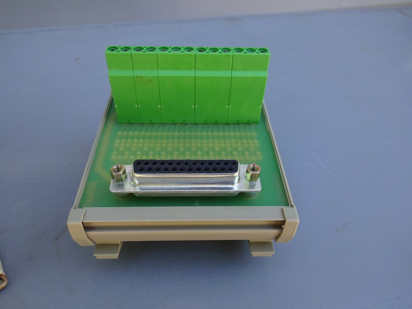 ALTECH 5747.2 / SD-F25 INTERFACE MODULE / 250VAC FEMALE 4A / NEW WITH BOX