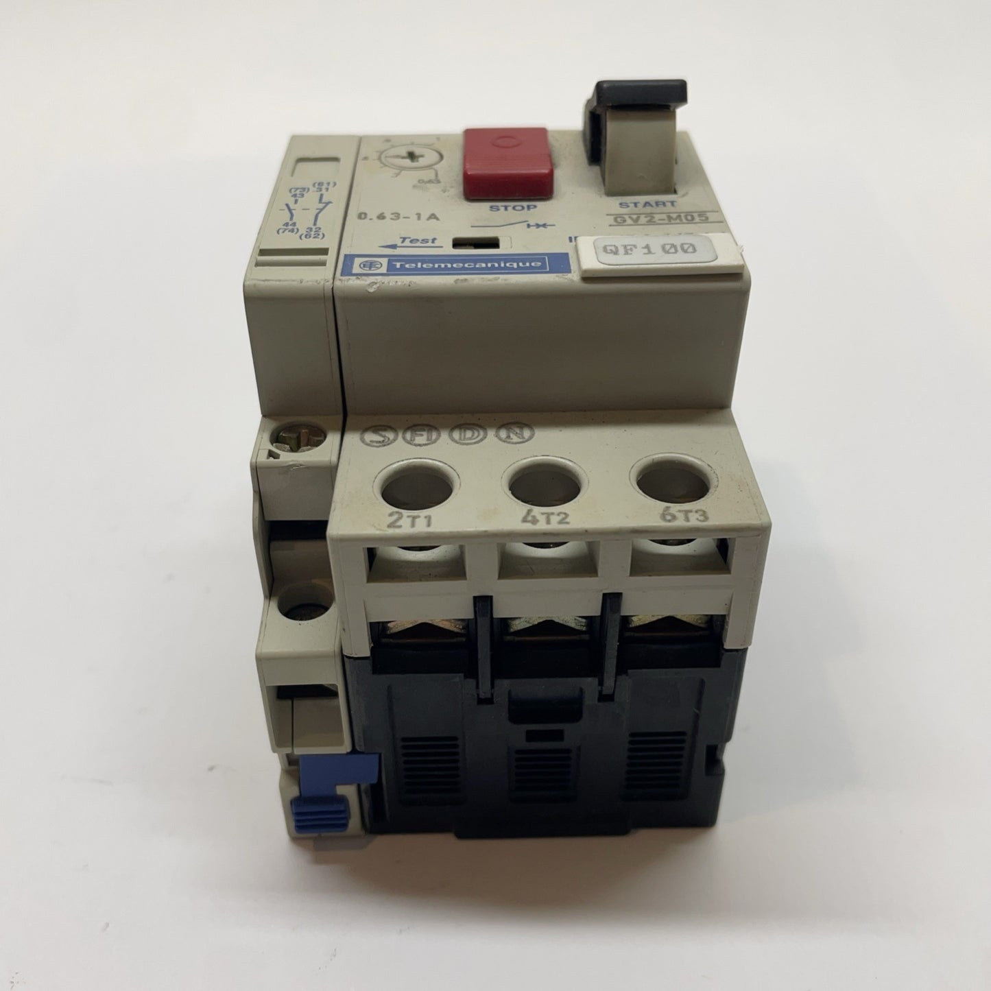 Telemecanique GV2-M05 Motor Circuit Breaker 0.63-1A Thermal Magnetic w/ GV2-AN11