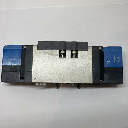 SMC VSS8-6-FG-D-3EZ-V1 Solenoid Valve 5-Port ISO Plug-In 24 VDC