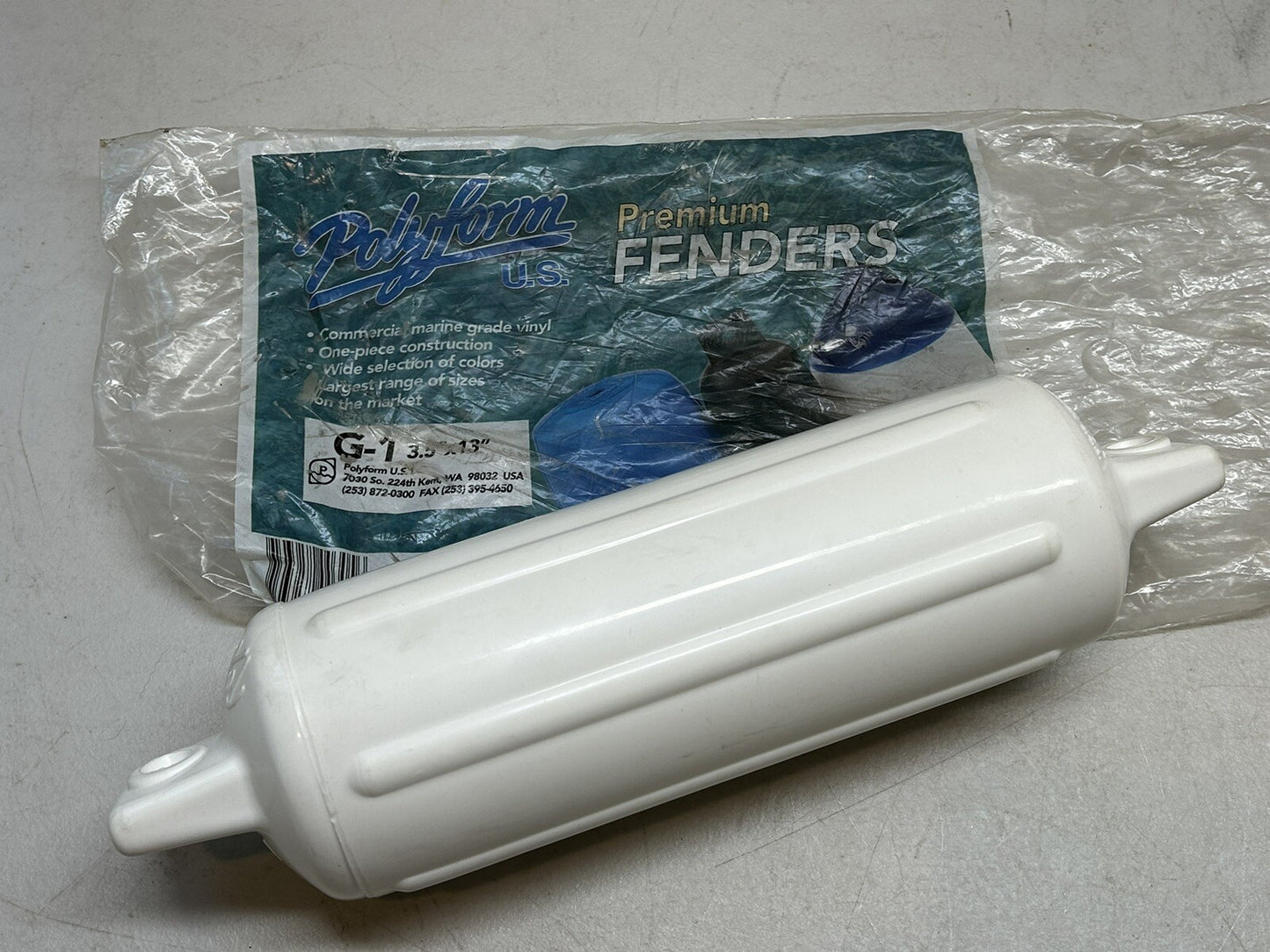 POLYFORM G-1 MARINE FENDER 3.5 X 13 INCH WHITE / NEW OLD STOCK