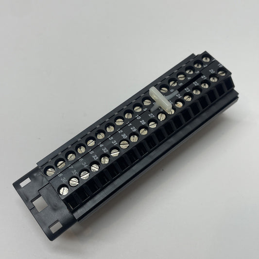 GE Fanuc IC694TBB032B Box-Style High Density Terminal Block (36-Pin)