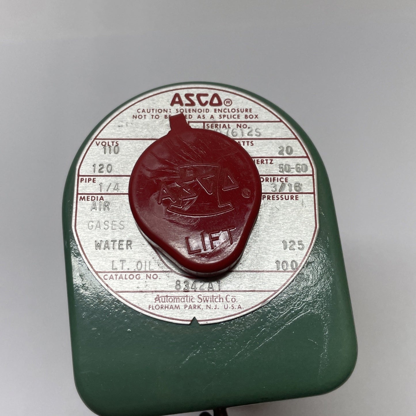 ASCO 8342A1  1/4″ NPT 4-Way Solenoid Valve 110-120 V AC