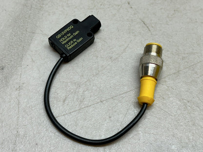 BANNER QS12VP6DQ / 58660 MINI-BEAM PHOTOELECTRIC SENSOR / USED AS DEMO ONLY