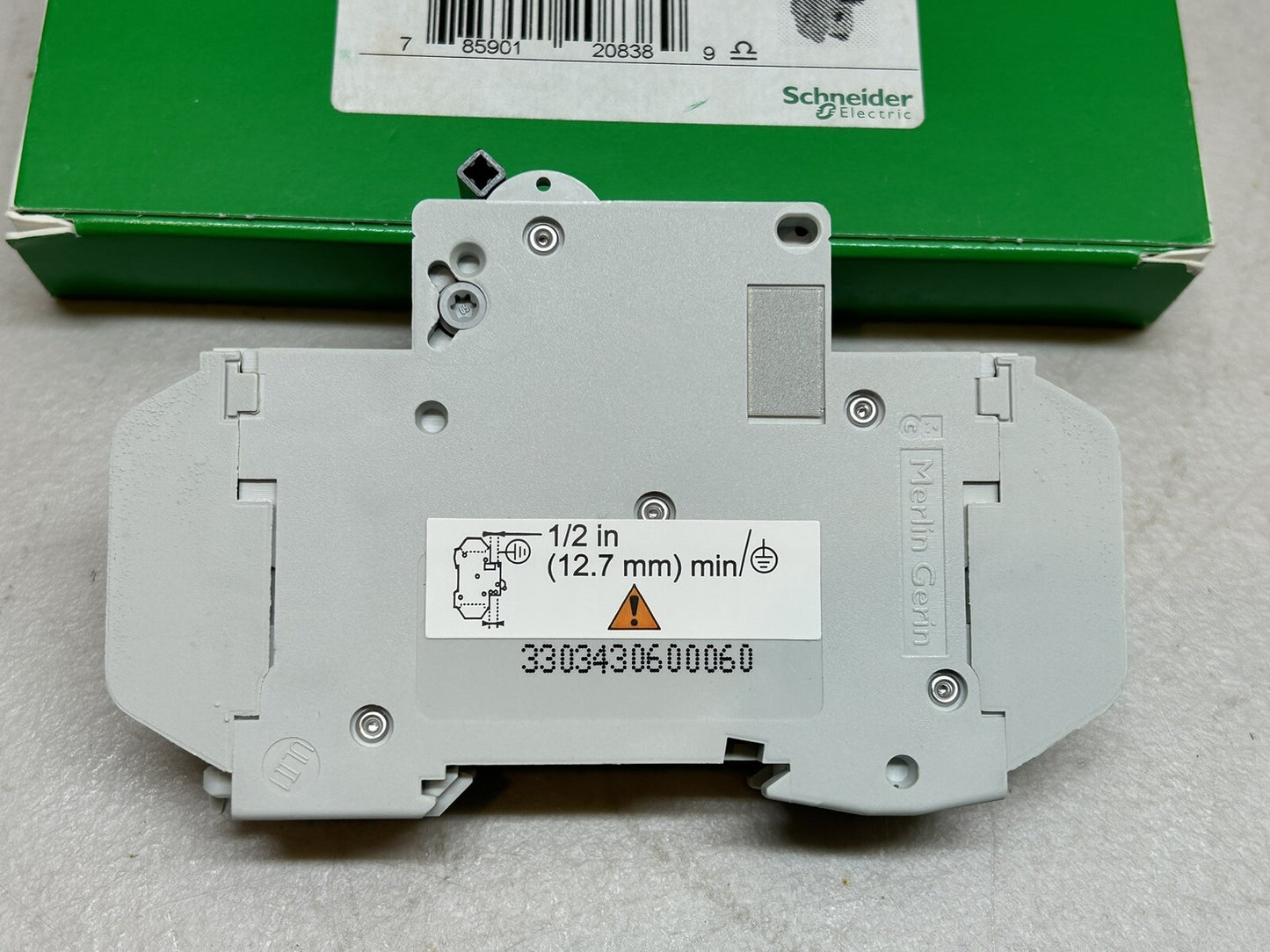 SCHNEIDER ELECTRIC 60106 MULTI 9 C60 UL489 / 1P  5A CIRCUIT BREAKER / NEW
