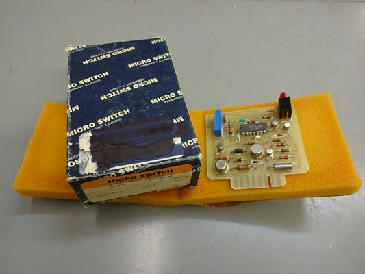 MICRO SWITCH FMT2 / FMT-2 / DXR1720 7943 / NEW