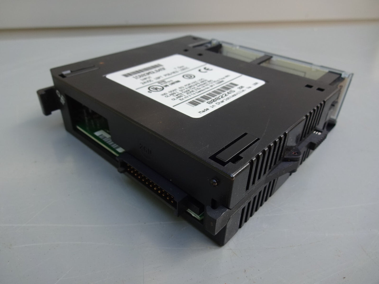 GE FANUC IC693MDL645F 24V / 16PT POS/NEG LOGIC INPUT MODULE 90-30 IC693MDL645