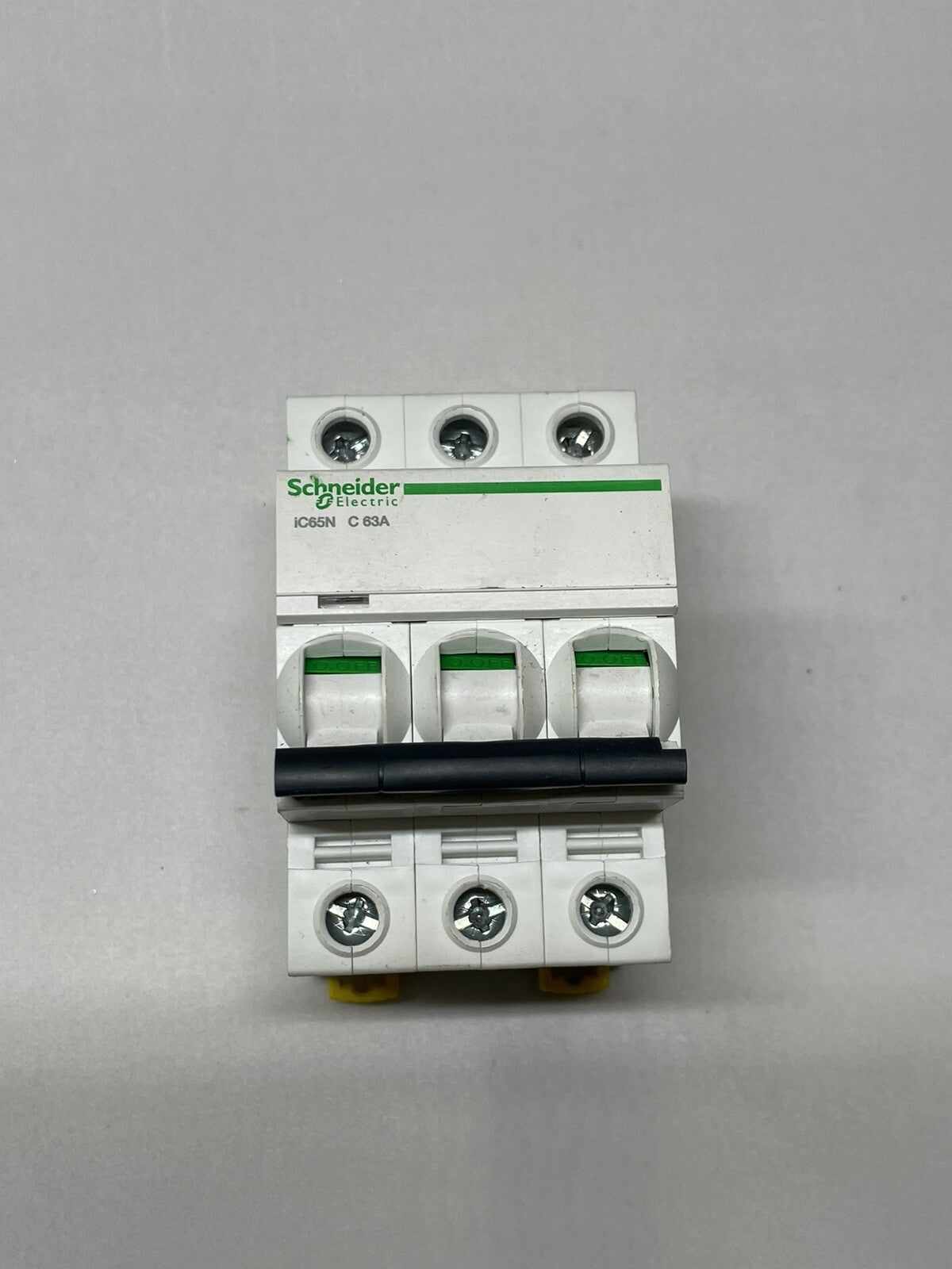 1PC A9F18363 circuit breaker 3P C63A