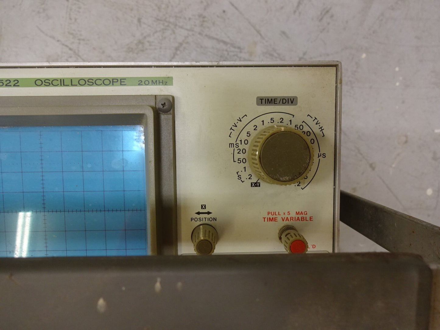 LEADER LBO-522 OSCILLOSCOPE  20 MHZ