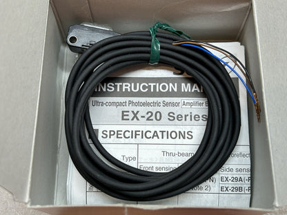 SUNX EX-26A-PN / PHOTOELECTRIC REFLECTIVE SENSOR 6MM-14MM / NEW