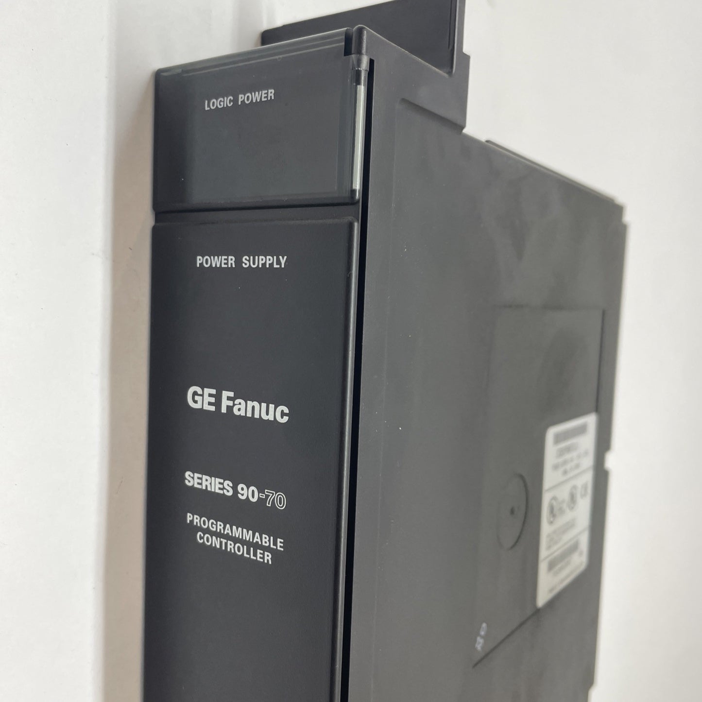 Ge Fanuc IC697PWR711K Series 90-70 Programmable Power Supply Module **USA**