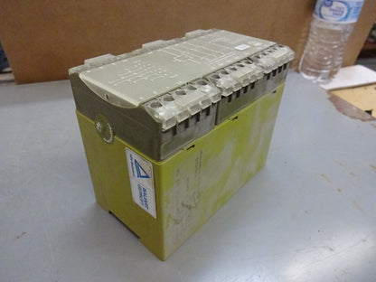 PILZ 17868 / 474965 / PZE5V SAFETY RELAY / 24VDC