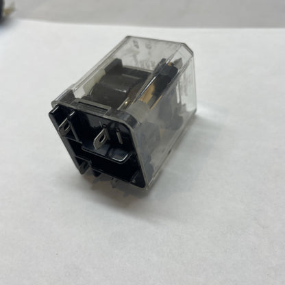 (LOT OF 8) Tyco Electronics KUEP-3D15-24 General Purpose Relay 24VDC