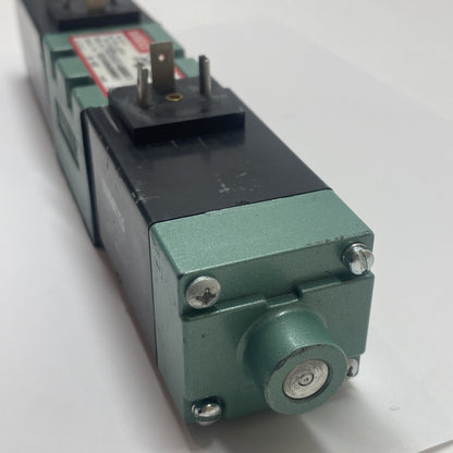 Numatics 152SS6314000061 Double Solenoid Valve 152SS6004000061 (24VDC, 6.0W)