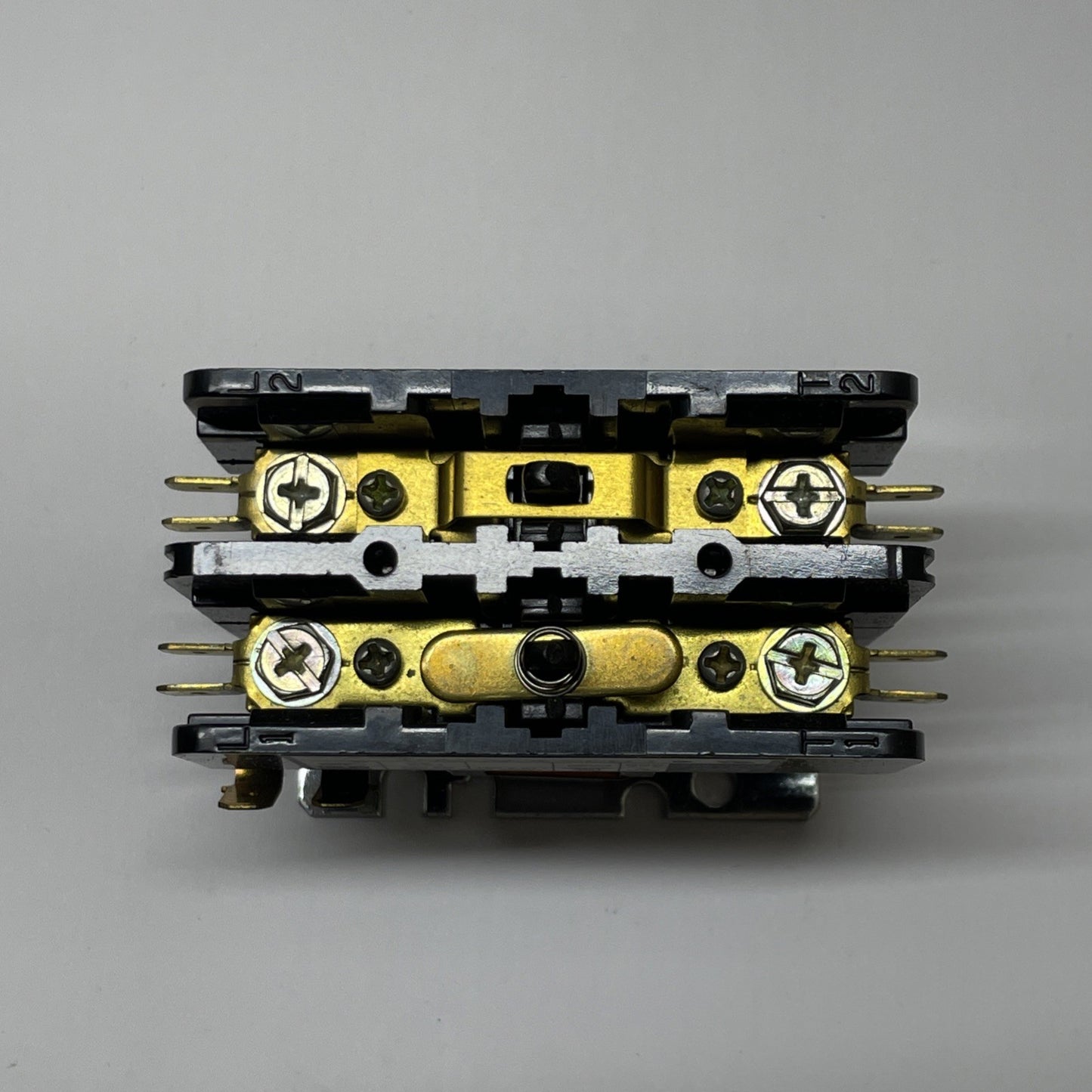 GE CR353CA3AH1 Definite Purpose Contactor 20 A 1-Pole 24 V Coil