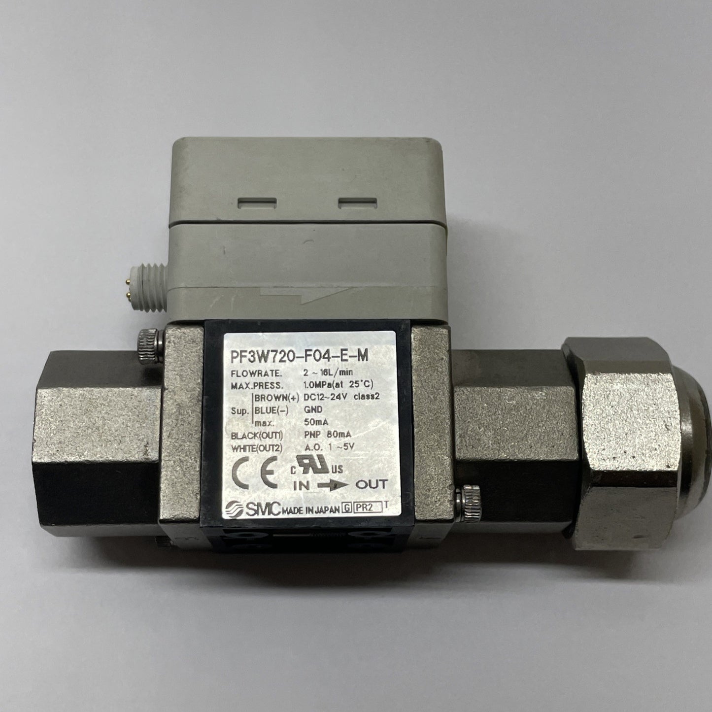 SMC PF3W720-F04-E-M / DIGITAL WATER FLOW SWITCH / 2 ~16L / MIN 1/2" F PORTS