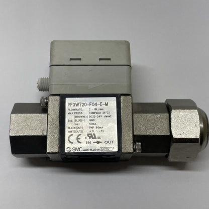 SMC PF3W720-F04-E-M / DIGITAL WATER FLOW SWITCH / 2 ~16L / MIN 1/2" F PORTS