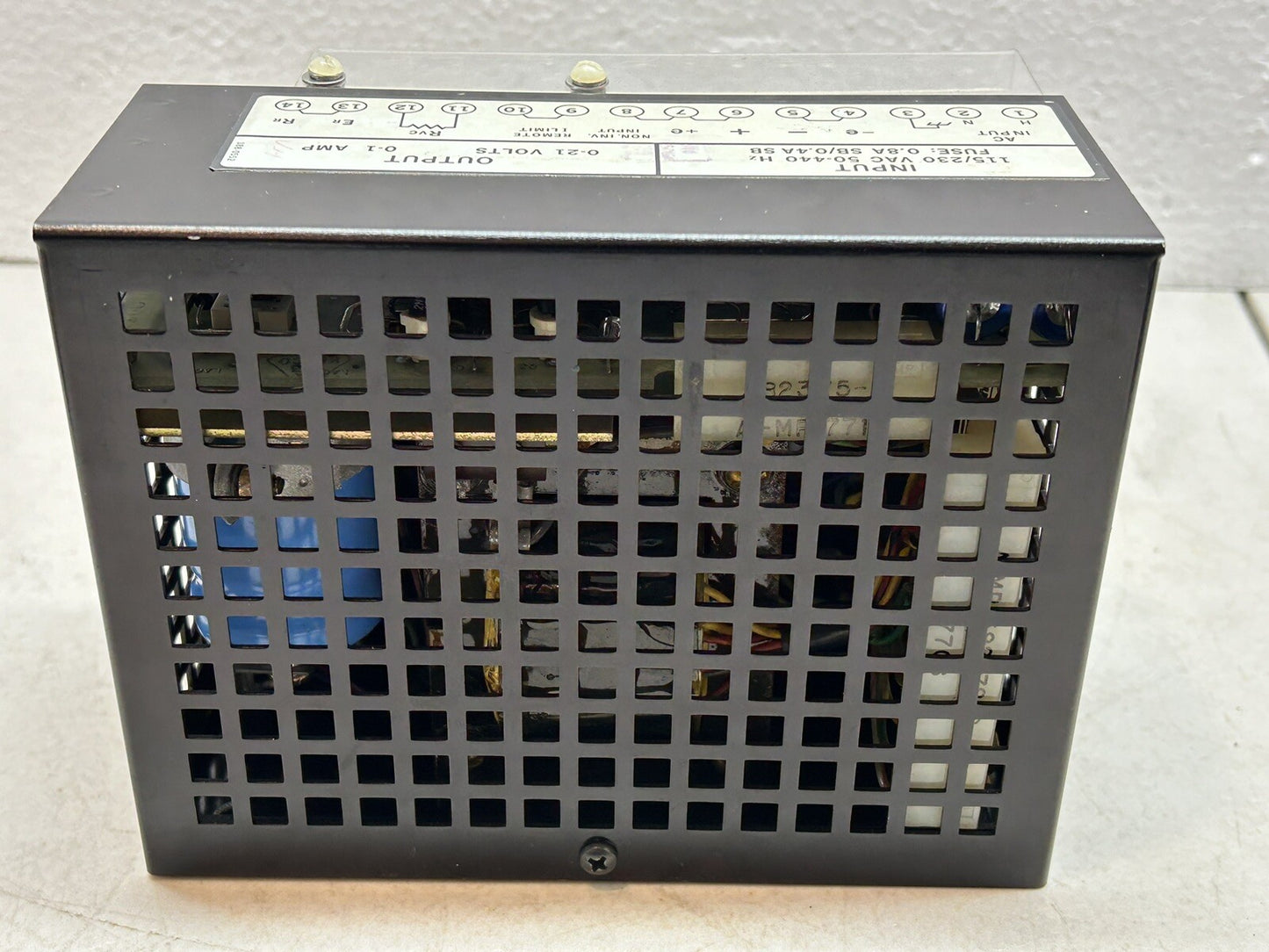 KEPCO PAT 21-1ER / PAT21-1 ER/ POWER SUPPLY INPUT 115/230VAC / OUTPUT 0-21V 0-1A