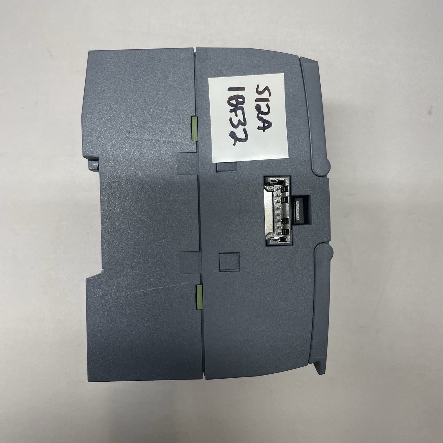 Siemens 6ES7222-1BF32-0XB0 6ES7 222-1BF32-0XB0 S71200 Digital output SM 1222