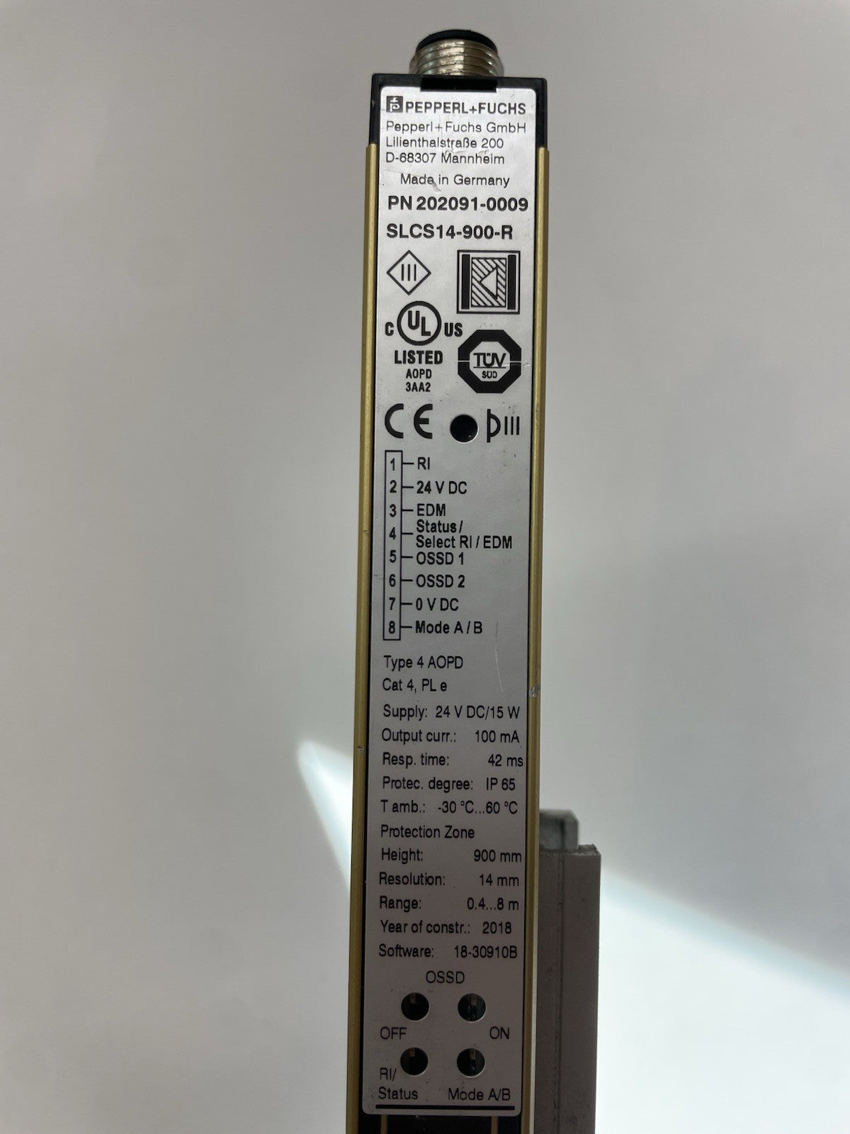 PEPPERL + FUCHS PN202091-0009 SLCS14-900-R Safety Barrier Light Type 4 AOPD 24V