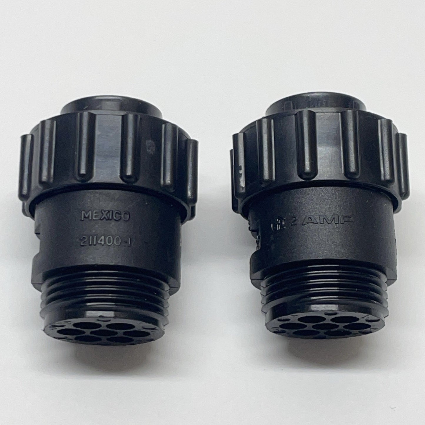 LOT OF 2 AMP 211400-1 Circular Plastic Connector Plug Assembly