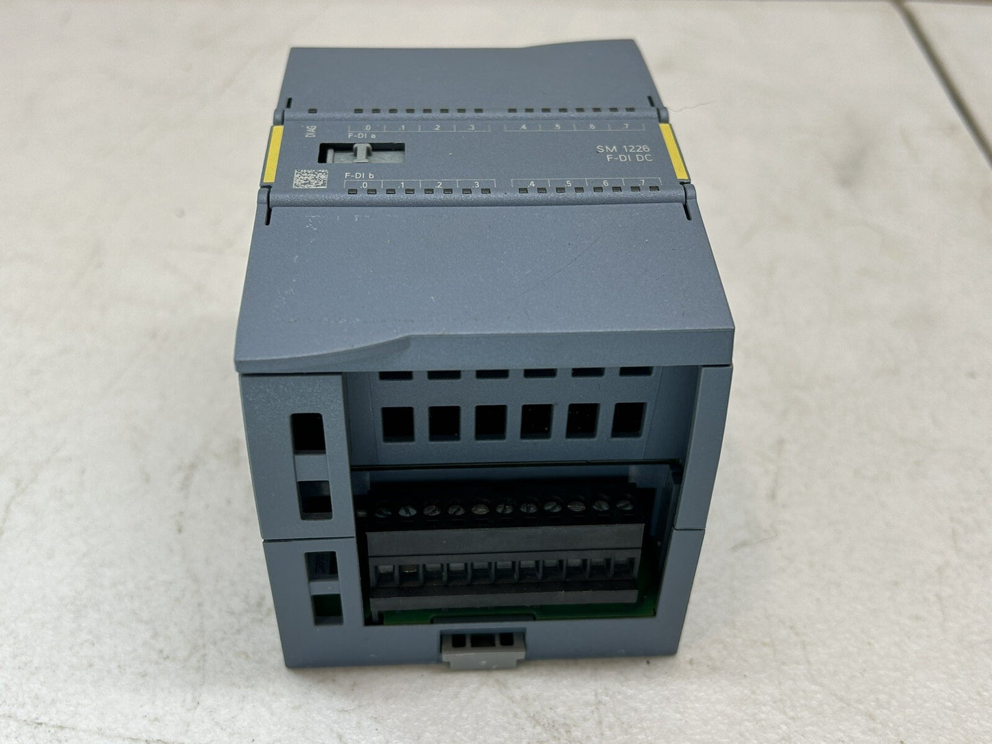 SIEMENS 6ES7226-6DA32-0XB0 6ES7 226-6DA32-0XB0 / SIMATIC S7-1200 INPUT MODULE