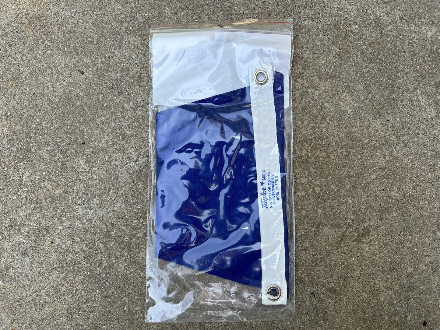 TAYLOR MADE 222211 K OWNER PENNANT 10" X 16" BLUE SAILCLOTH MARINE FLAG / NEW