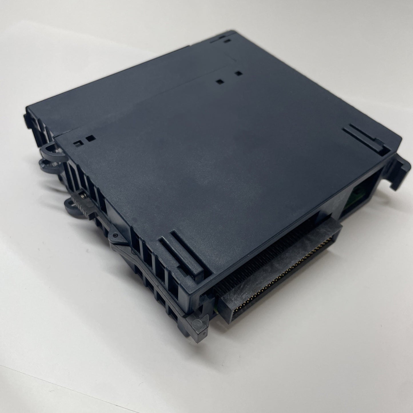 IC695PSD040B 40 W DC Power Supply Module (RX3i / PACSystems)