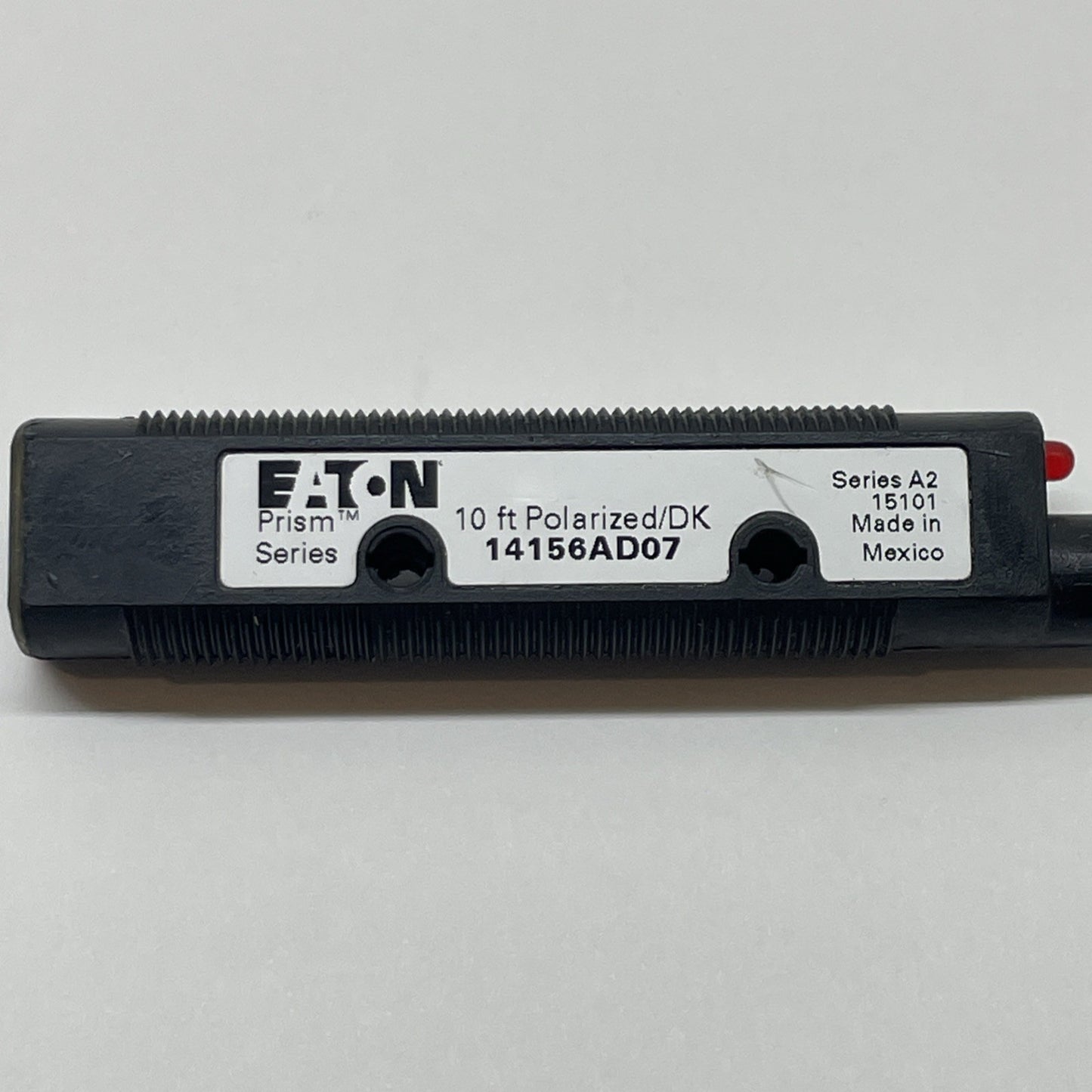 Eaton 14156AD07 Photoelectric Sensor Polarized Retroreflective 10 ft 10-30 VDC