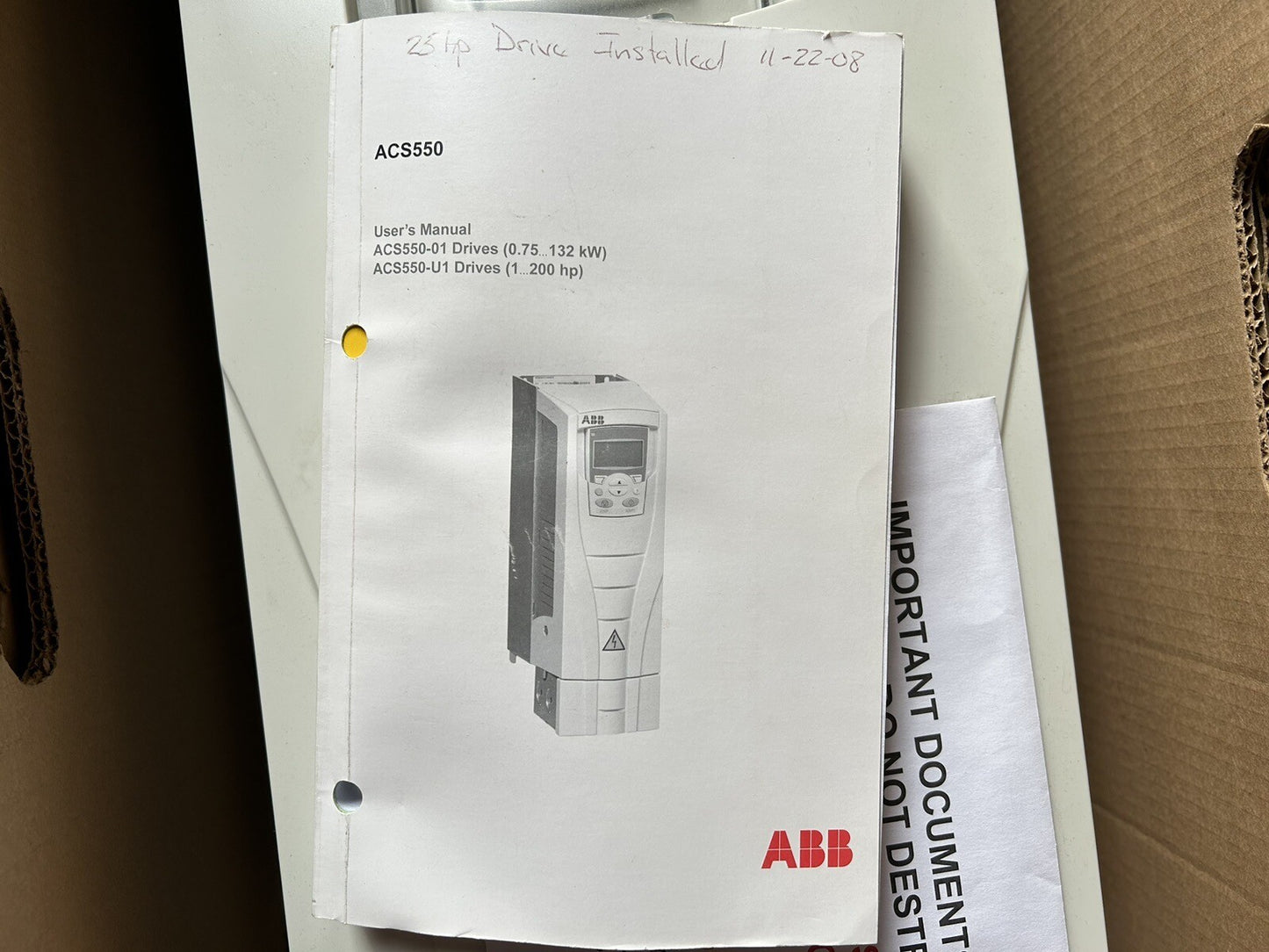 ABB ACS550-U1-038A-4+B055 / AC DRIVE 25HP / 18.5KW 380-480V 38A / REPAIRED