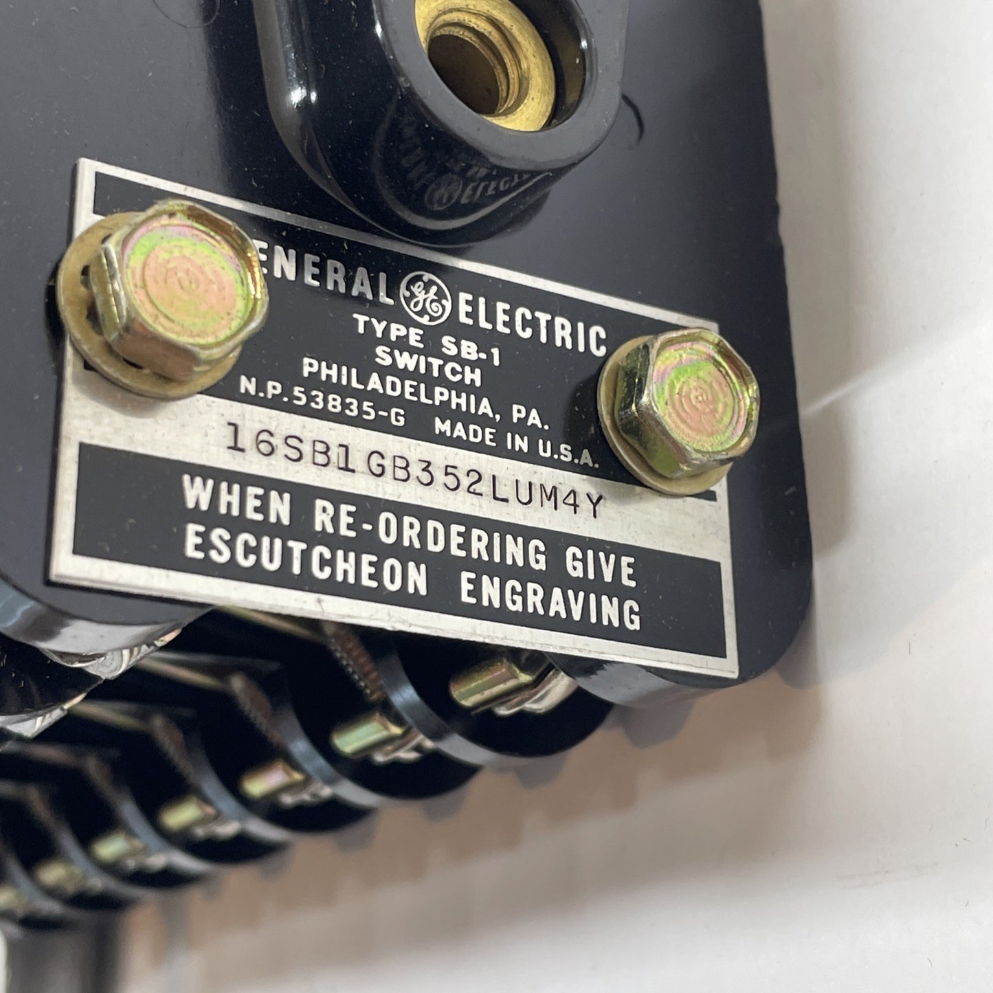 GE 16SB1GB352LUM4Y Cam-Operated 7-Stage 3-Position Selector Switch