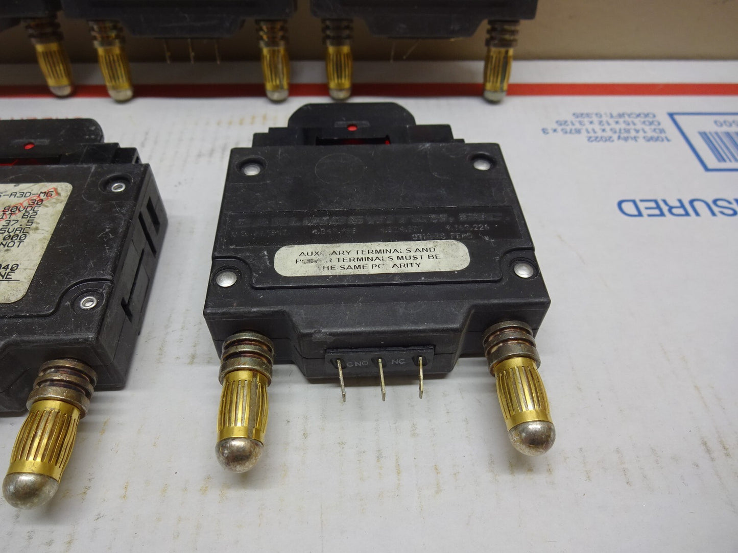 CARLING SWITCH CF1-X0-07-416-A3D-MG / 30A CIRCUIT BREAKER 30AMP 80VDC / LOT OF 5