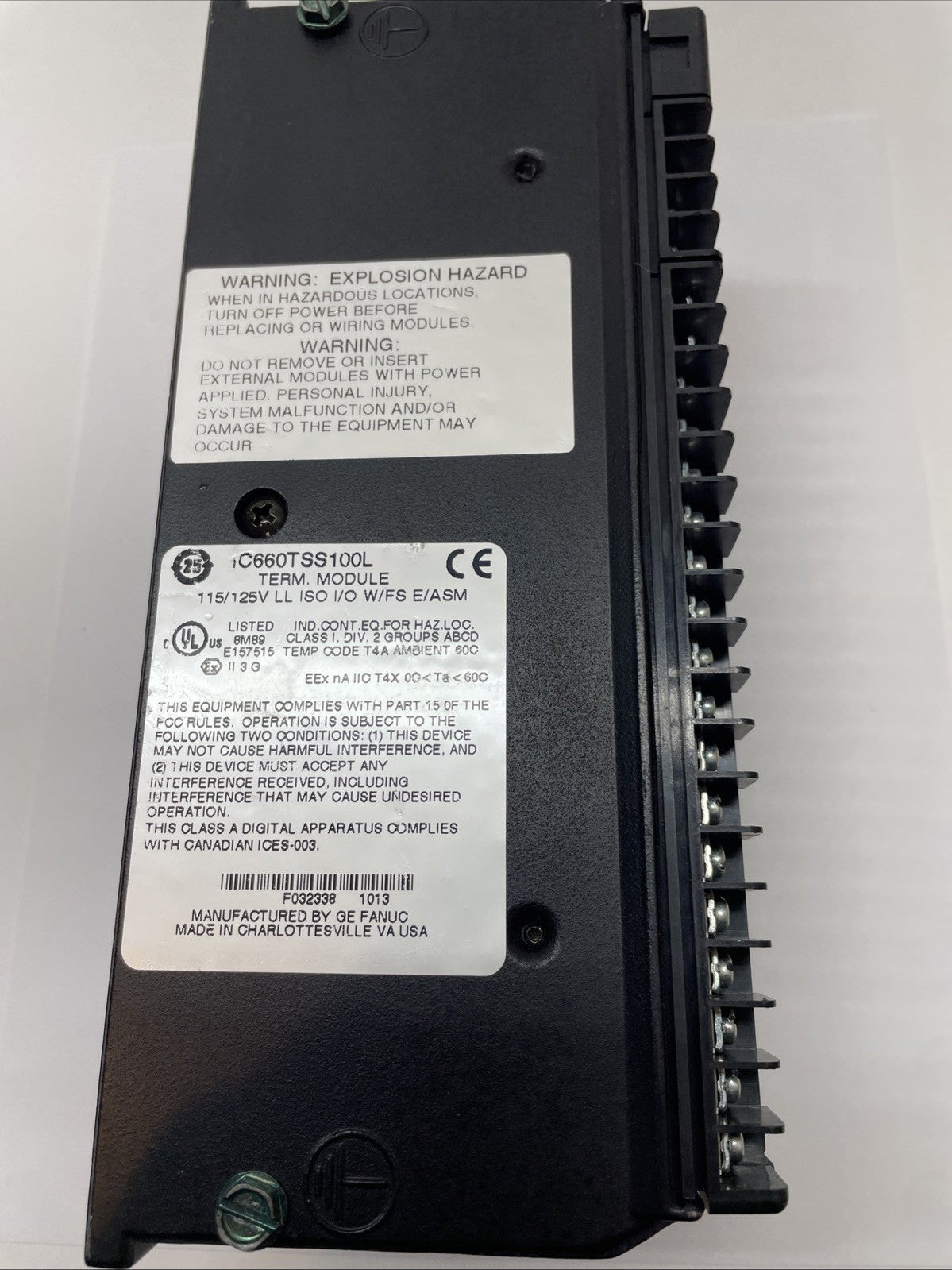 GE FANUC IC660EBS100 / IC660EBS100E GENIUS BLOCK I/O + TERM. MODULE