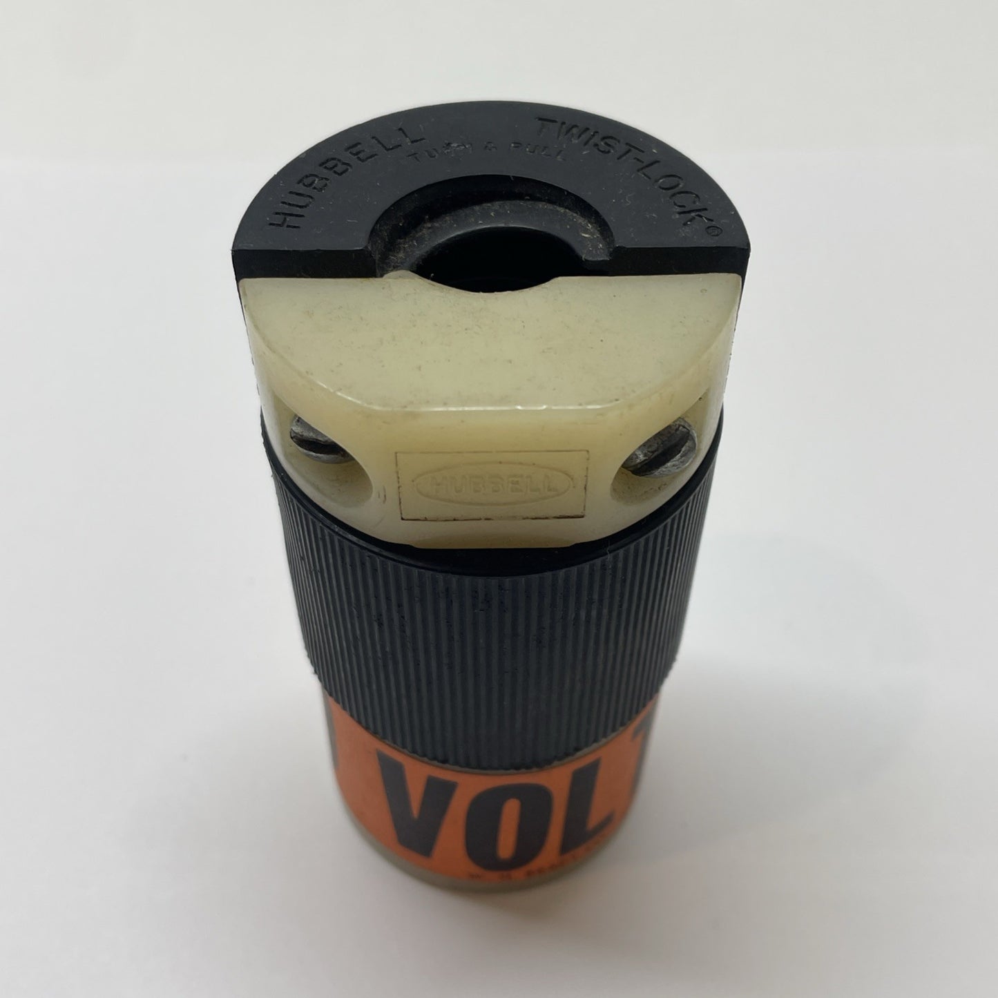 Hubbell 231A  20A 125V TWIST LOCK PLUG