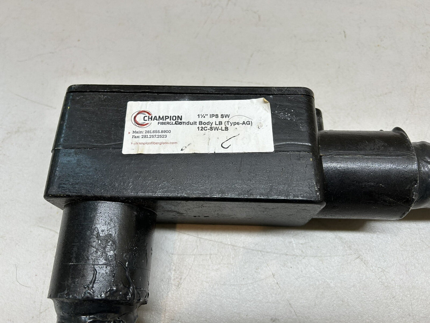 CHAMPION FIBERGLASS 12C-SW-LB / 1-1/4" IPS SW CONDUIT BODY LB TYPE-AG / NEW