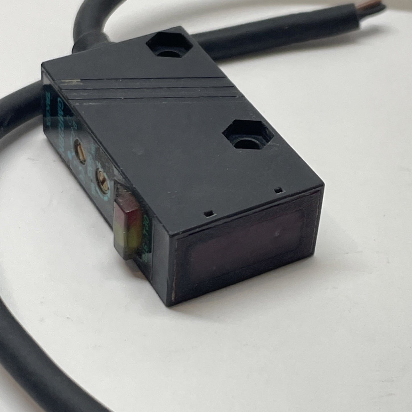 TAKEX GMR2RN Polarized Retro‐Reflective Photoelectric Sensor 12-24 VDC NPN