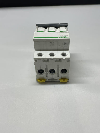 1PC A9F18363 circuit breaker 3P C63A