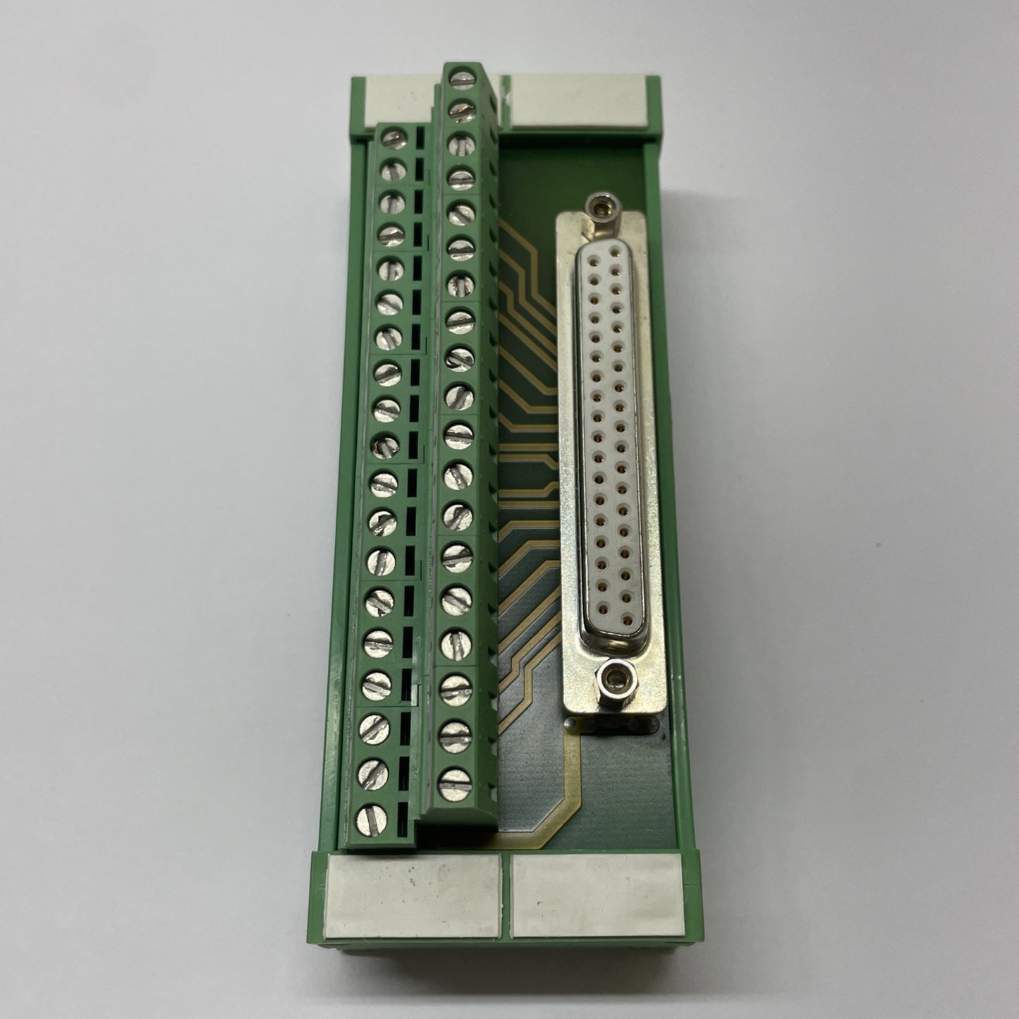 Phoenix UM 45-D37SUB/B Interface Module 37-Pos Termination Board (2962751)