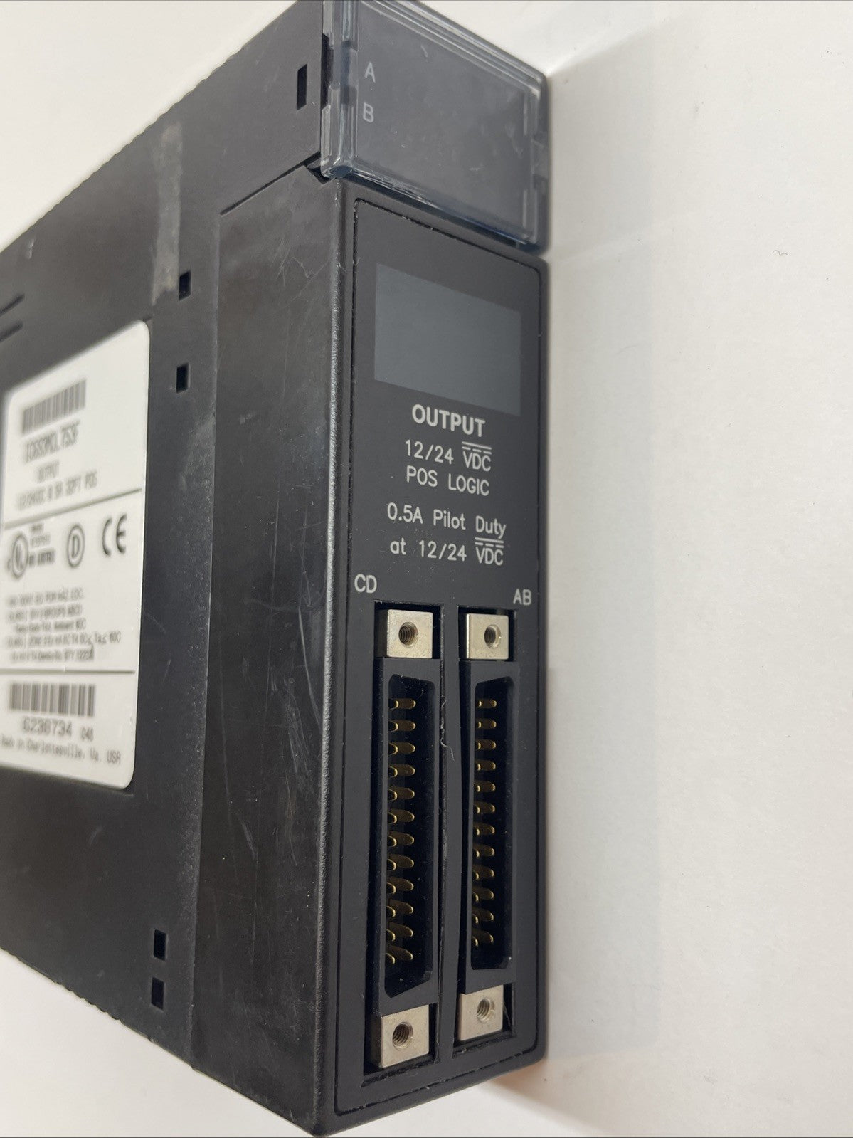 GE Fanuc IC693MDL753F Series 90-30 32-Point DC Output Module 12/24 V 0.5 A