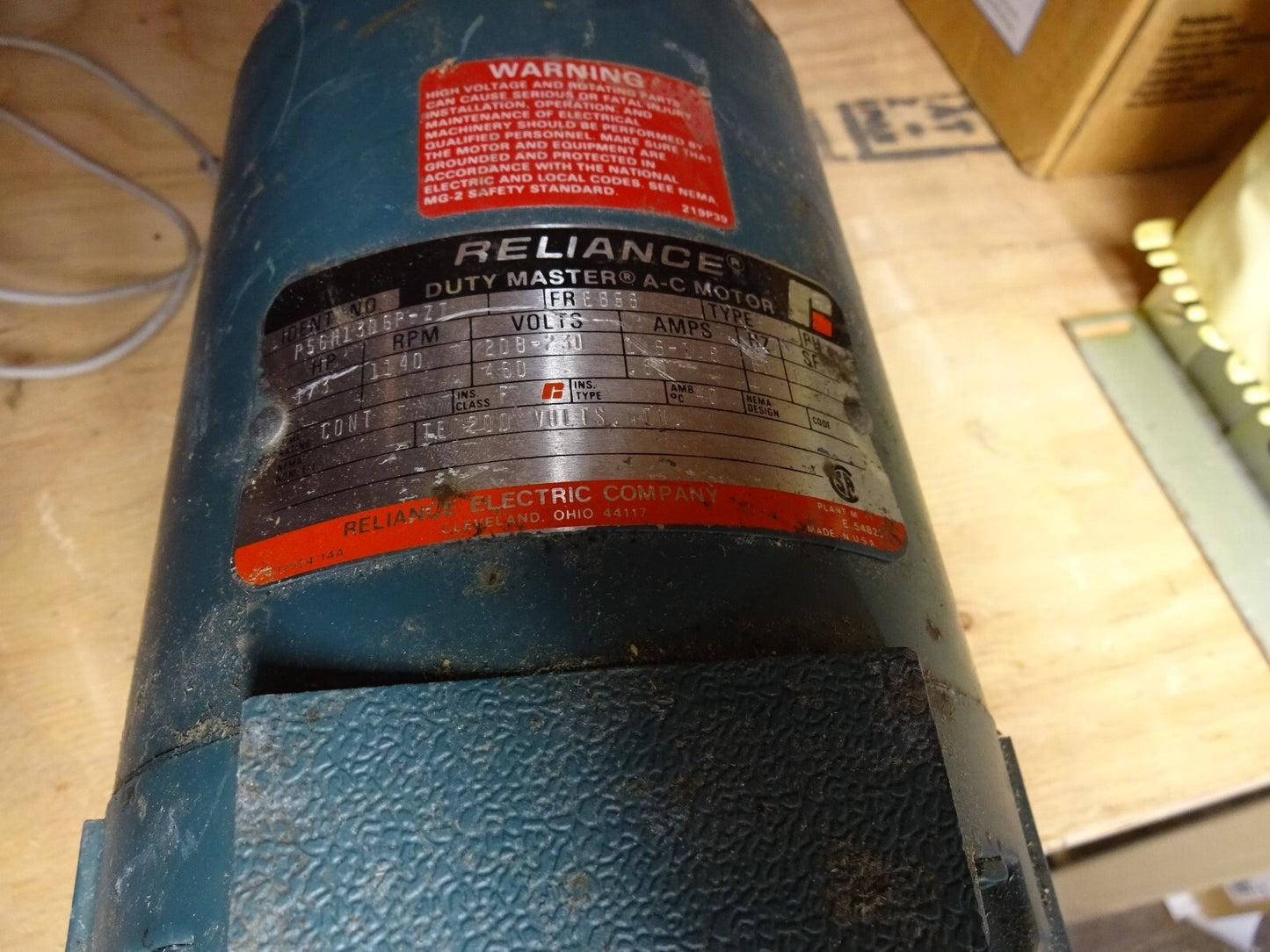 RELIANCE P56H130GP-ZI A-C MOTOR P56H130GP / 208-250V / 1.6A