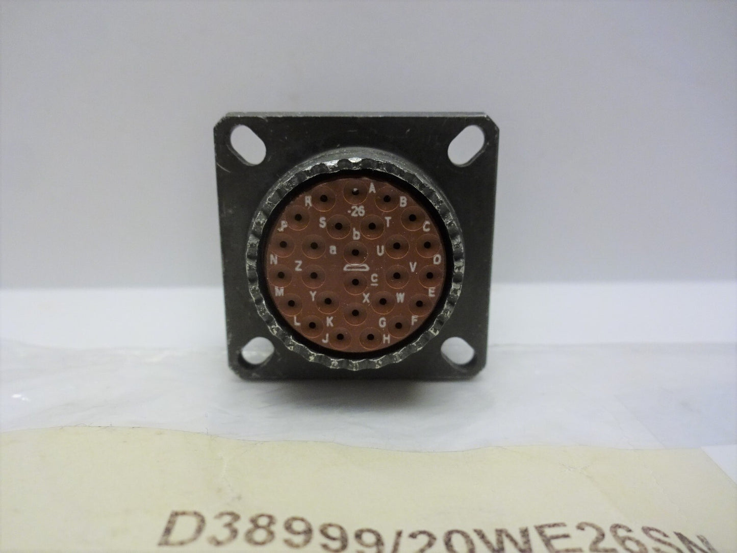 ITT CANNON JD38999/20WE26SN / MIL-SPEC CONNECTOR / NEW