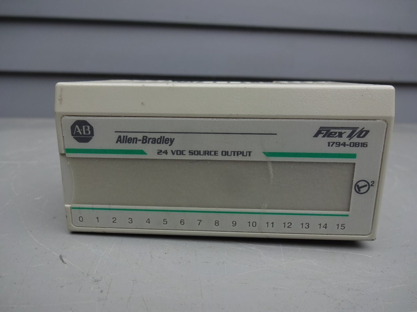 ALLEN BRADLEY 1794-0B16/A / WITH S200-TB3 / 1794-0B16 SERIES A