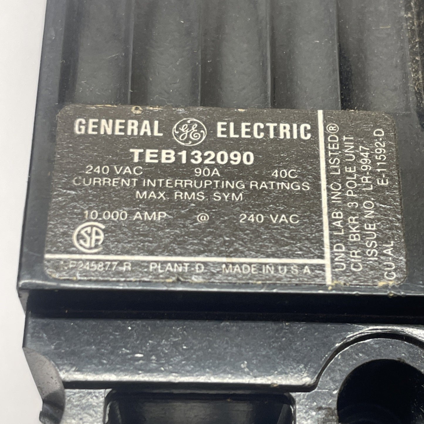 General Electric TEB132090 3-POLE 90A 240V Molded Case Circuit Breaker