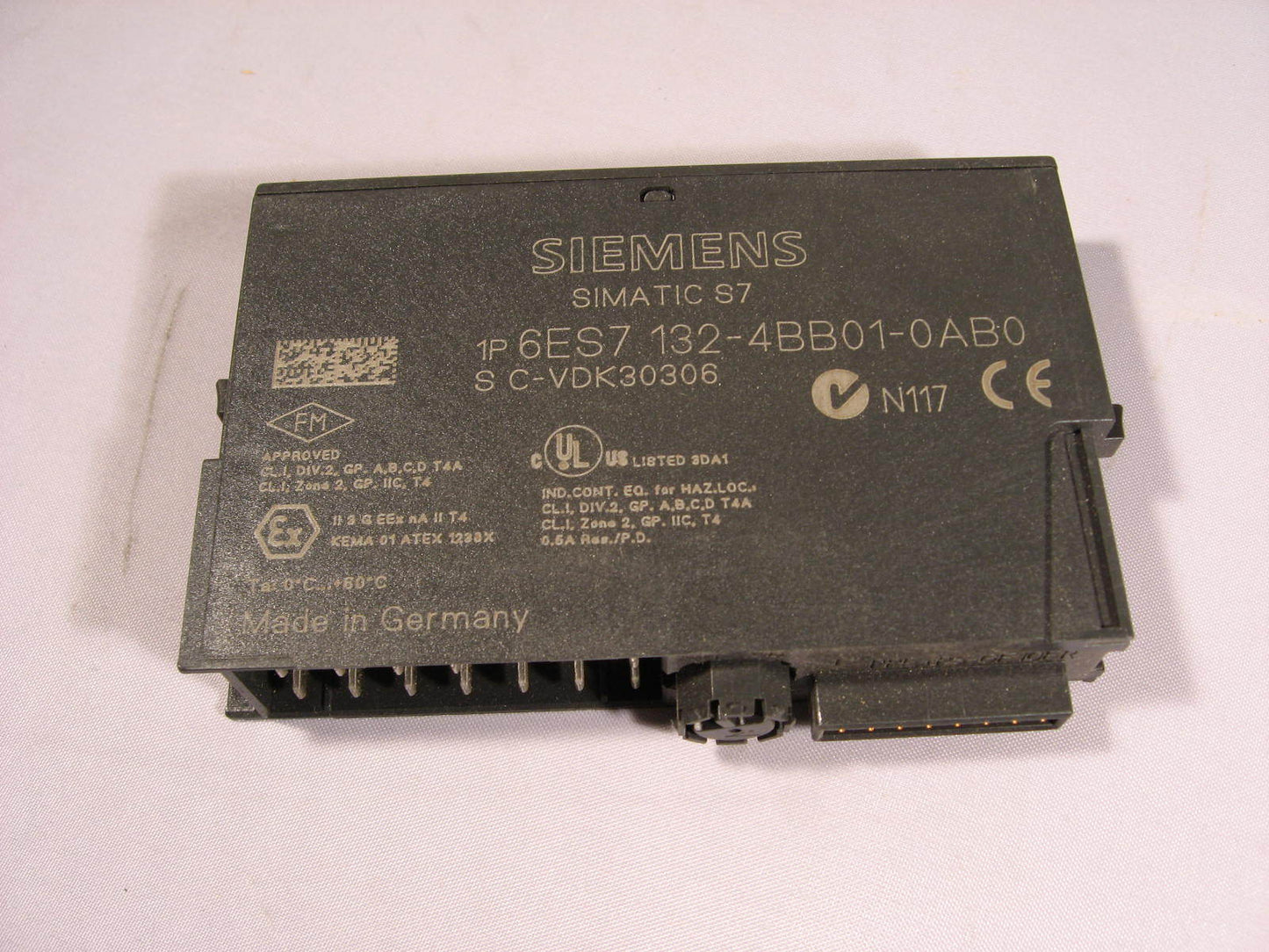5NEW* SIEMENS DIGITAL OUTPUT MODULE 6ES7 132-4BB01-0AB0 / DC 24V / 0.5A ONE UNIT