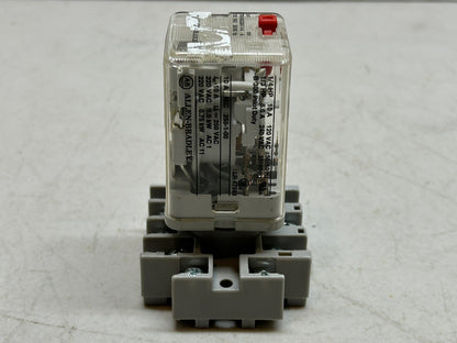 ALLEN BRADLEY 700-HA33A1-1-4 RELAY SER A 120VAC 700-HN126 BASE